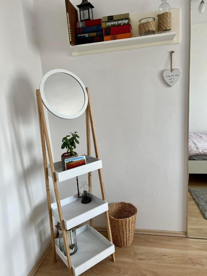 Doppelbett Zimmer Mit Gemeinschaftbad Borgholzhausen Экстерьер фото